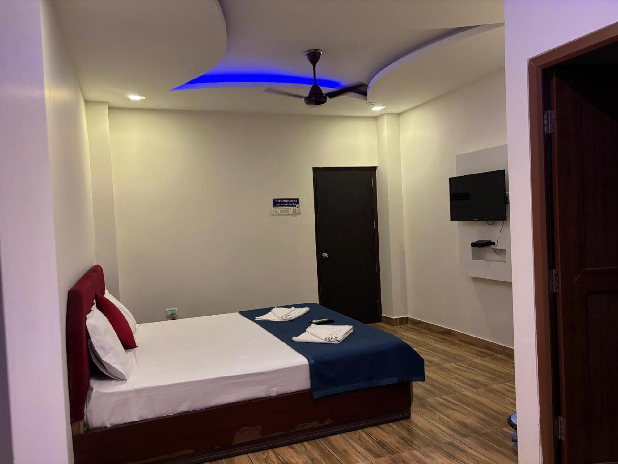 The Tamarind Tree Hotel & Restaurant Shadipur 외부 사진