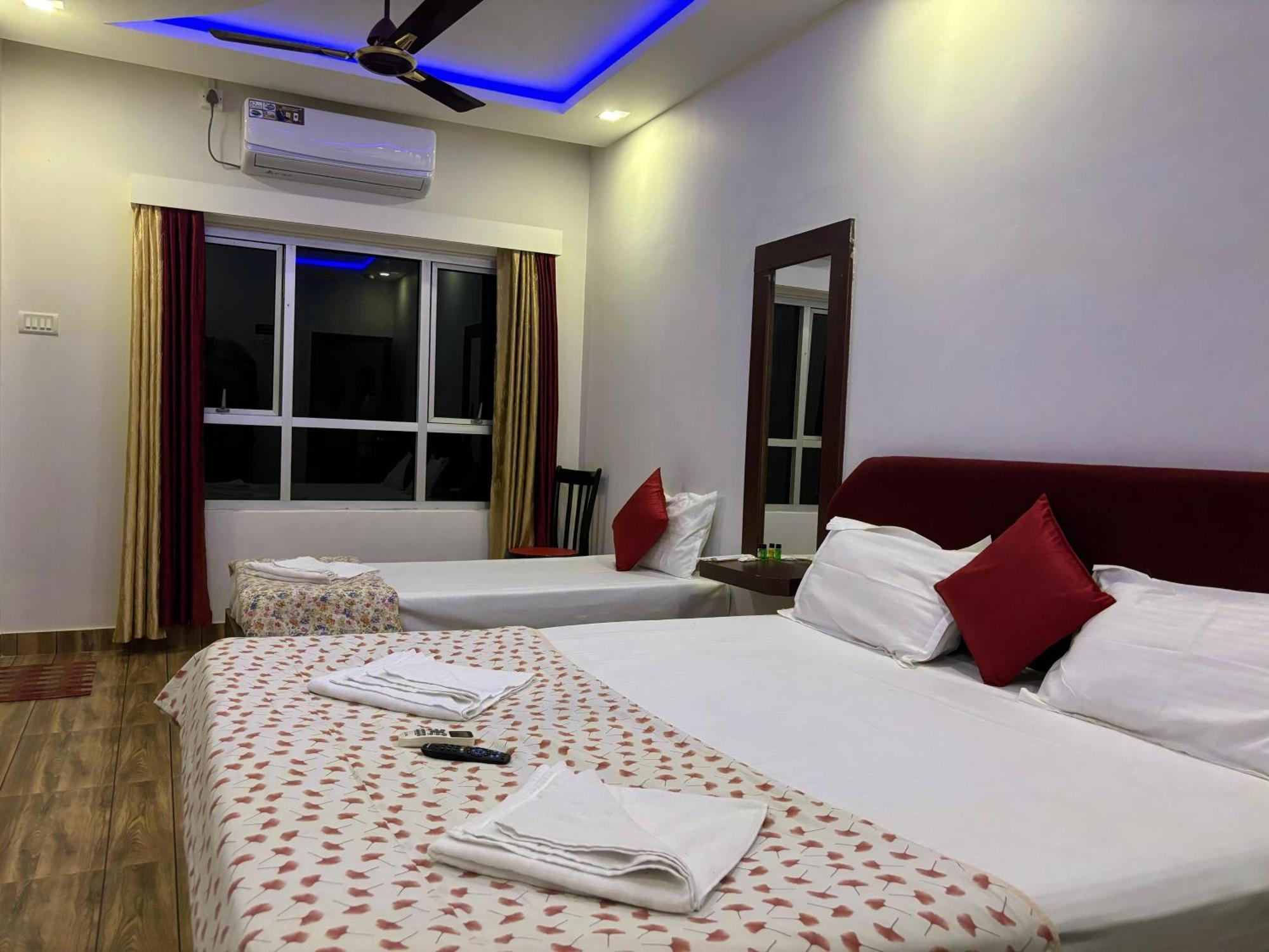 The Tamarind Tree Hotel & Restaurant Shadipur 외부 사진